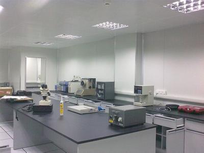 学校理化生实验室建设的四本原则